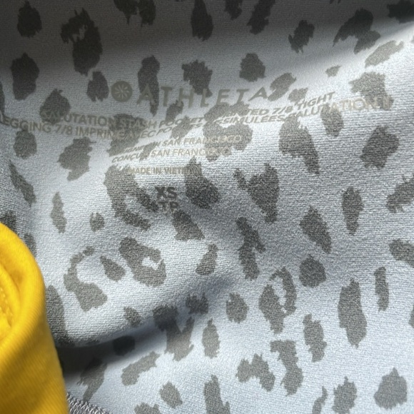 ATHLETA LEGGINGS SIZE XS - Picture 3 of 7